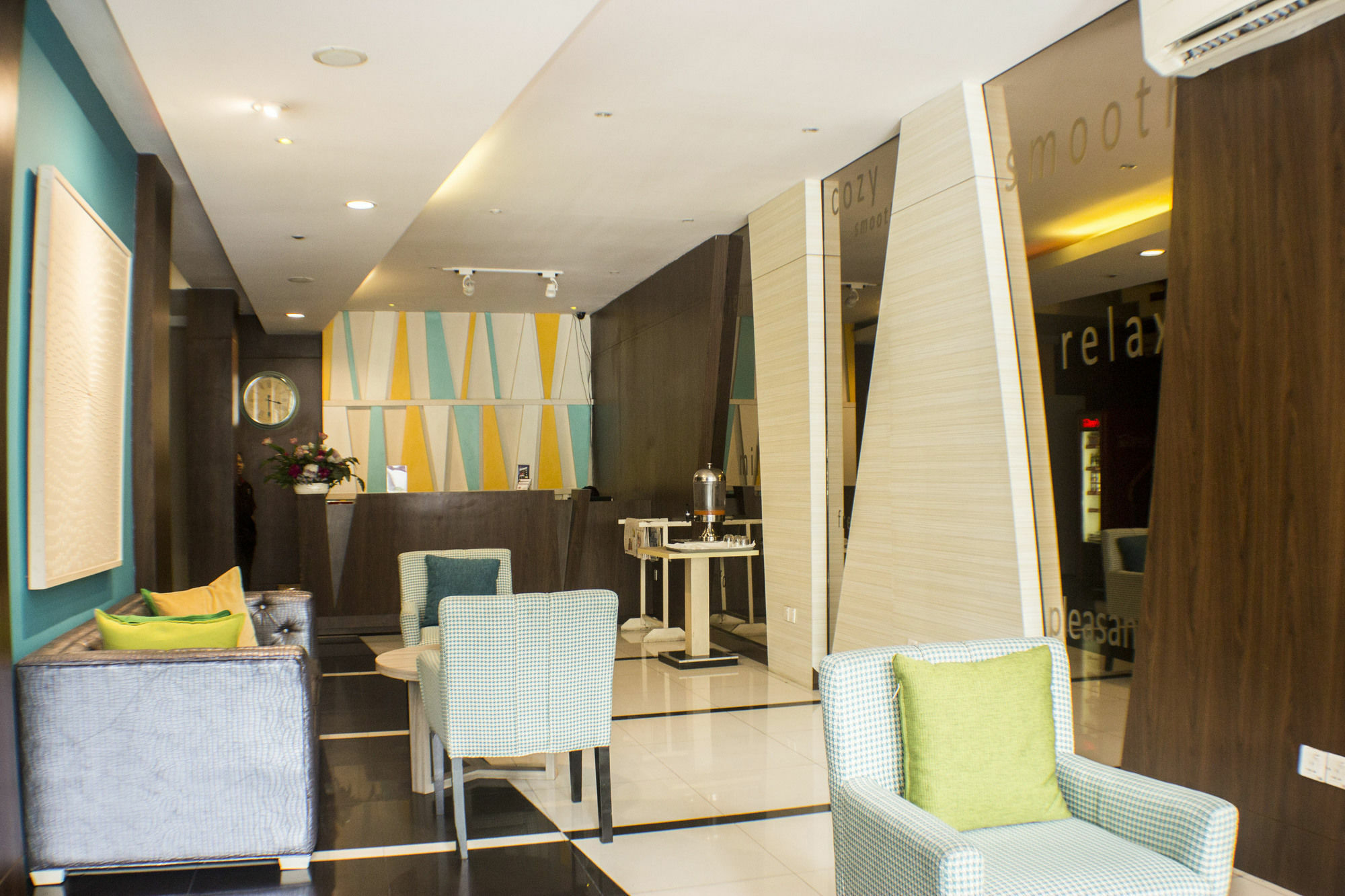 Hotel Feodora Grogol Jakarta Exterior photo